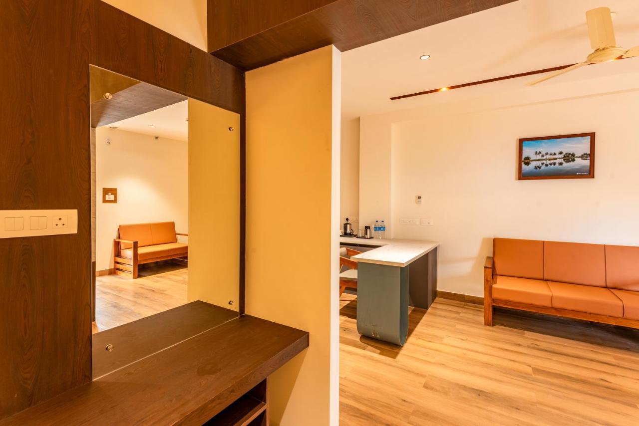 Hotel Stay Bella קוז'יקודה מראה חיצוני תמונה