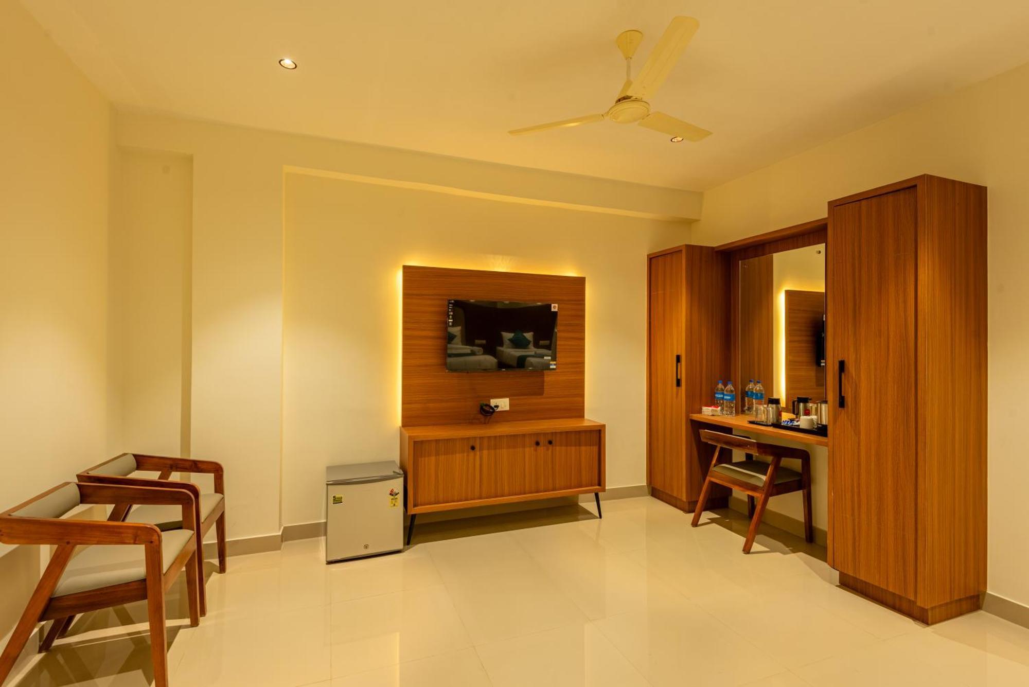 Hotel Stay Bella קוז'יקודה מראה חיצוני תמונה